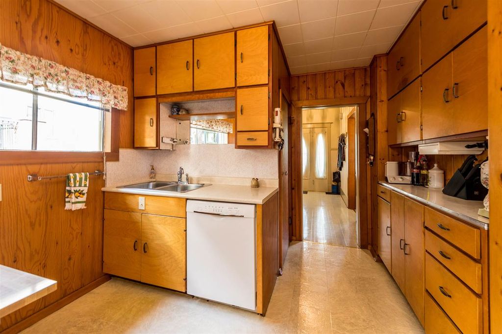 listing image 1102250651753649334