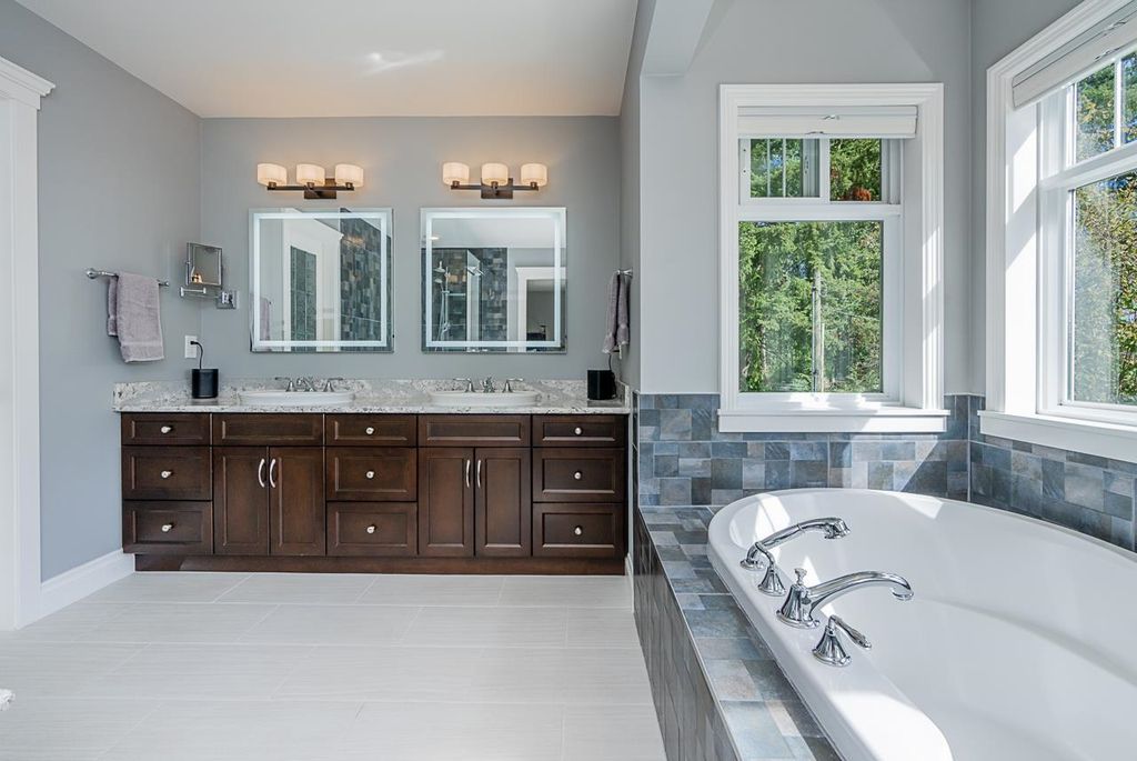 listing image 1109739858525268553