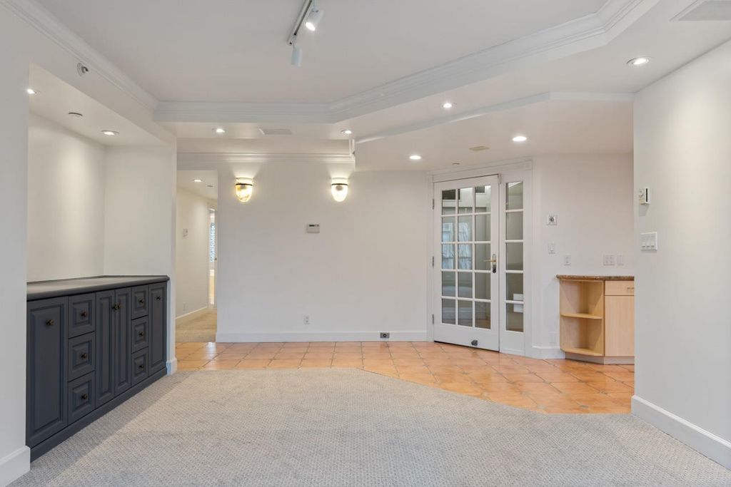 listing image 1108999201861136551