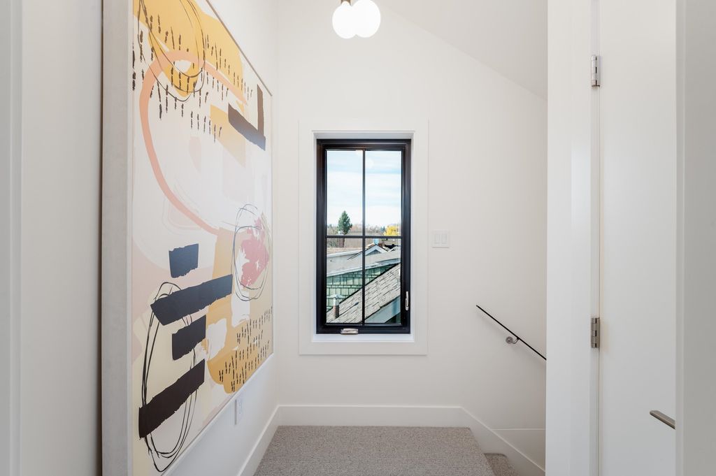 listing image 1101896617601287263