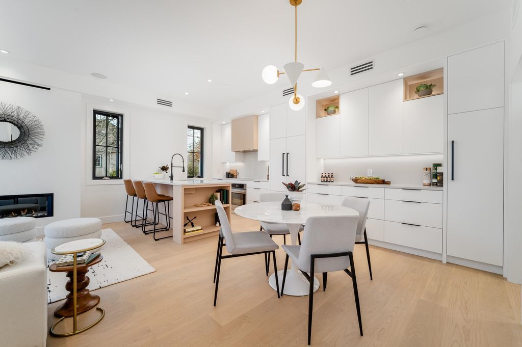 listing image 1107168826331773564