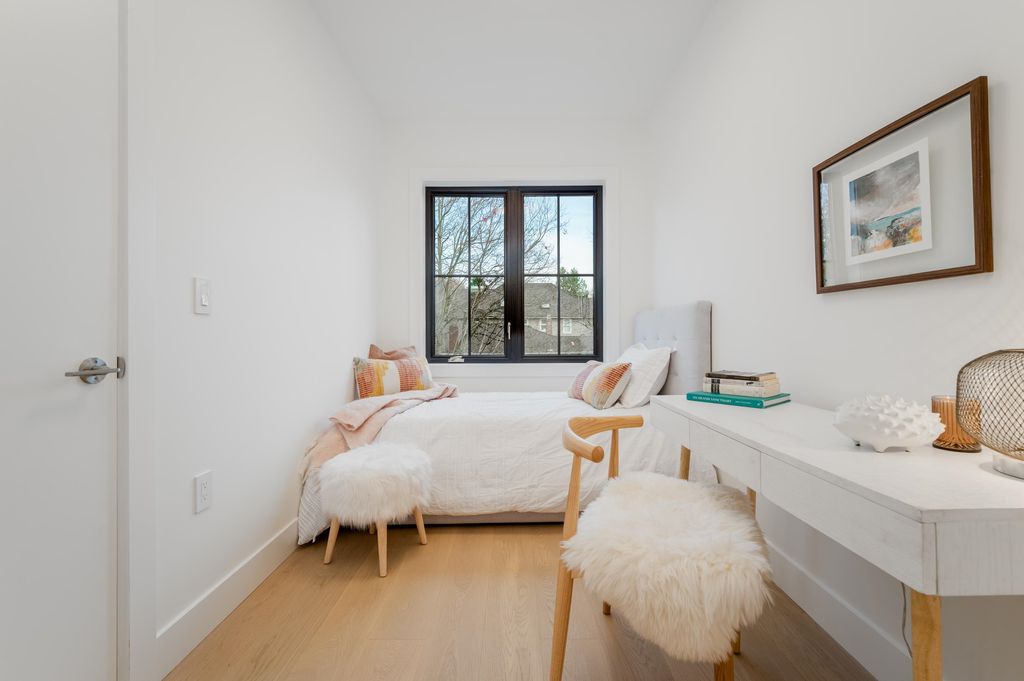 listing image 1108258578981835866