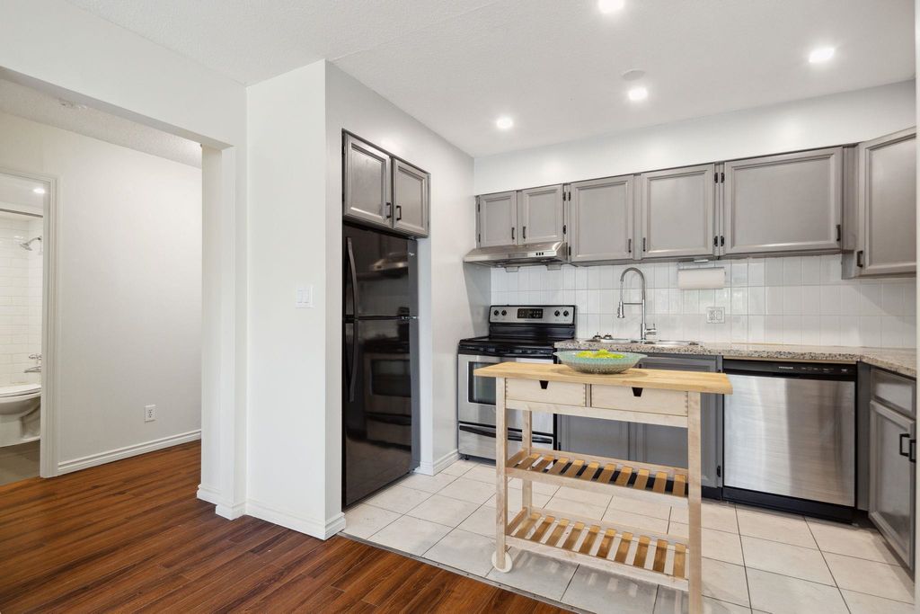 listing image 1105364644532204552