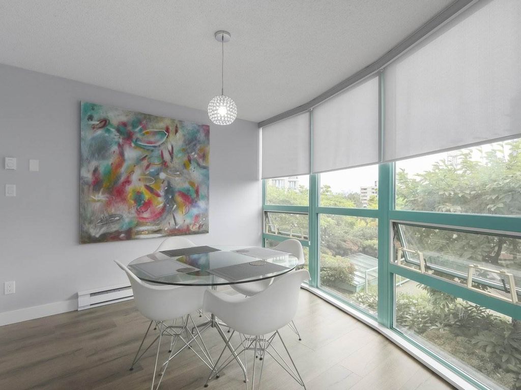 listing image 1109653074600304999