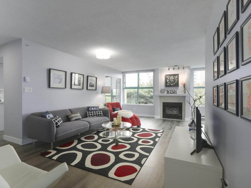 listing image 1101766562069314383