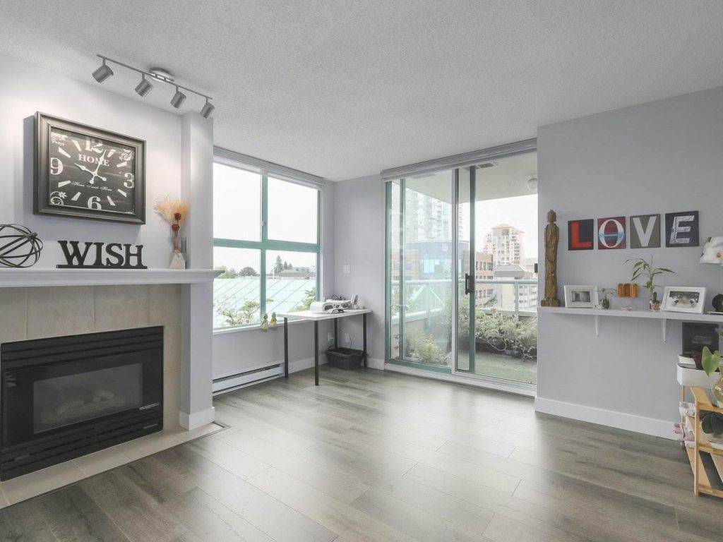 listing image 1102950021990105541