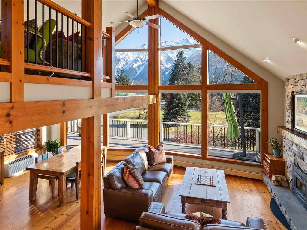 listing image 1105426756968623561