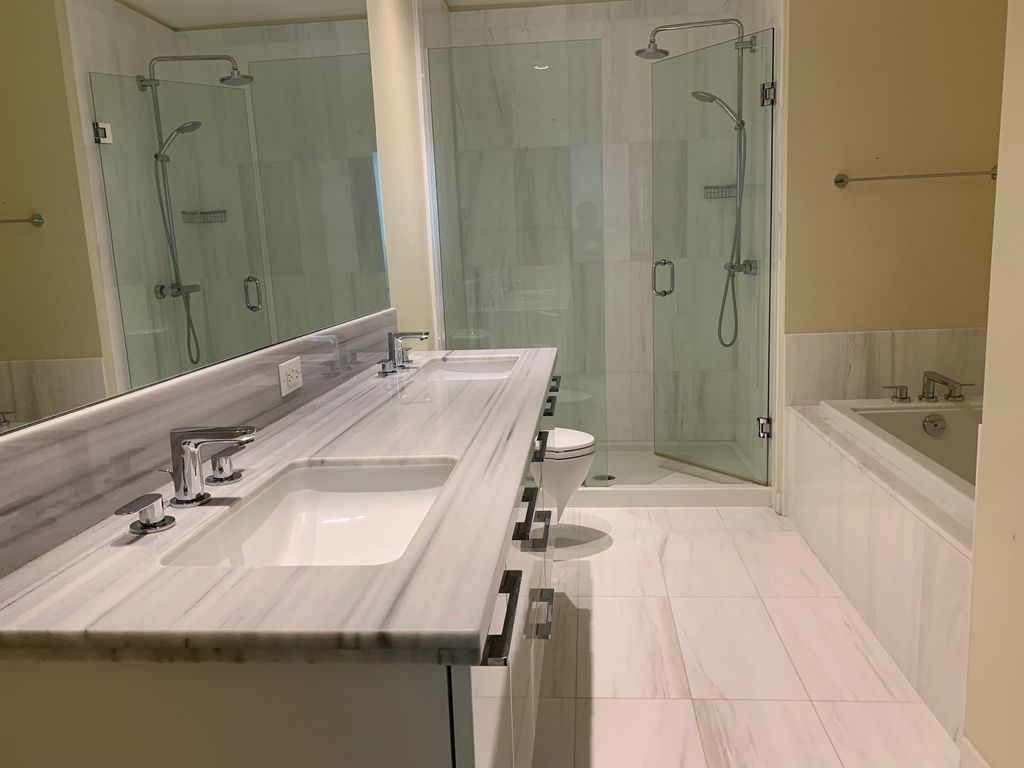 listing image 1103074122990360318