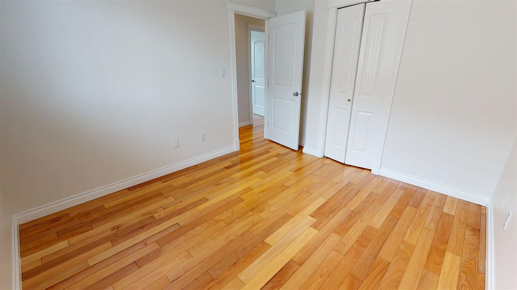 listing image 1100884131571354143