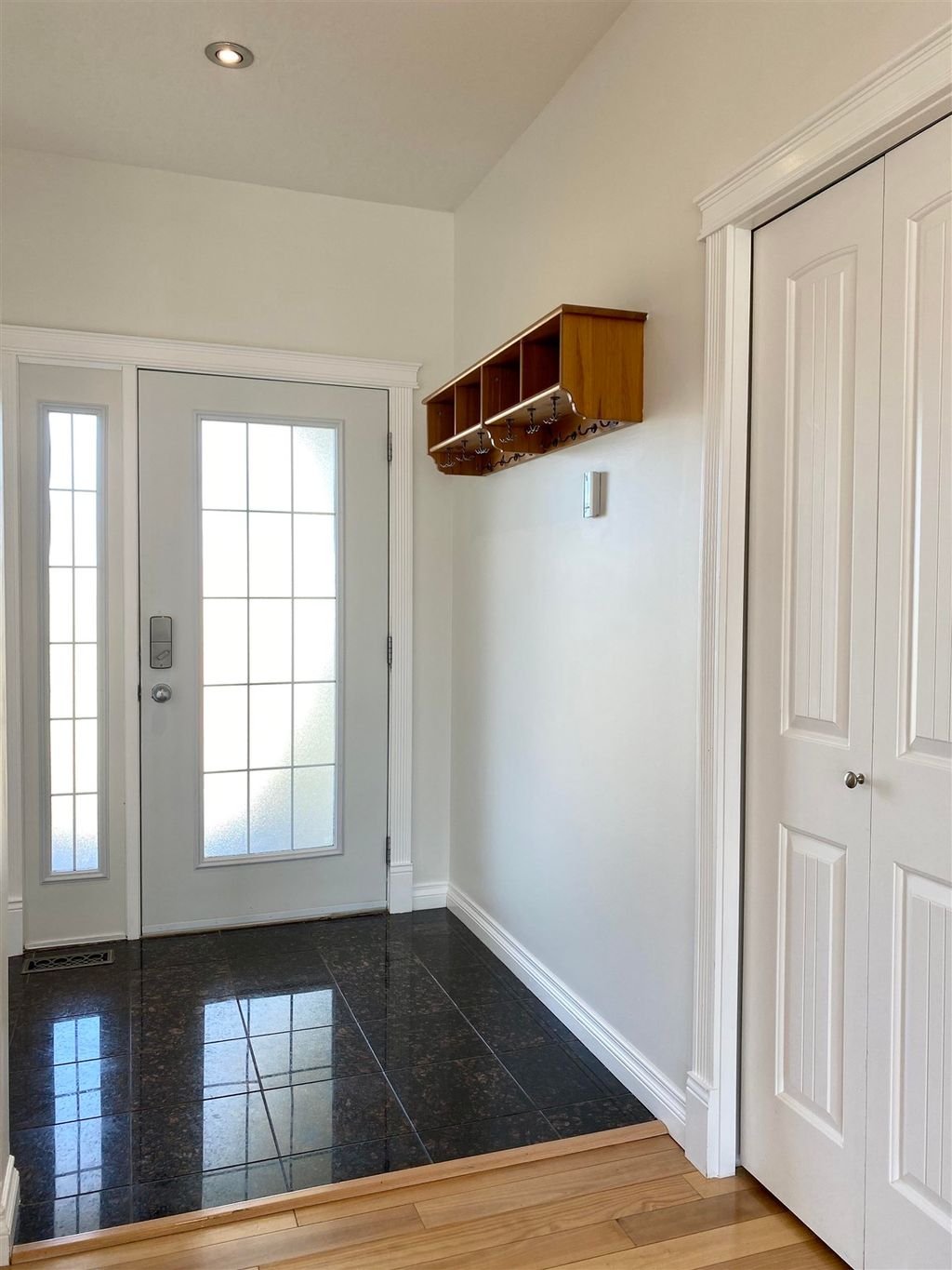 listing image 1108006224613506300