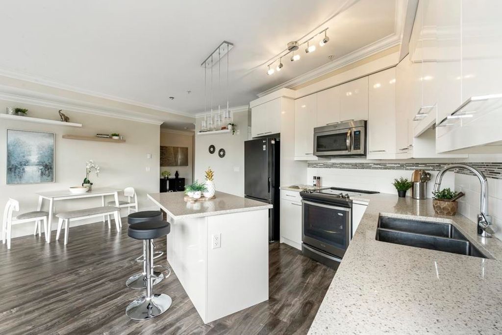listing image 1107615672617992621