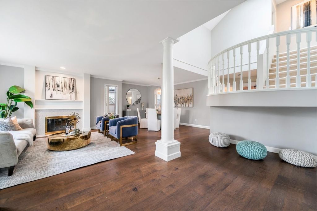 listing image 1101596275254004530