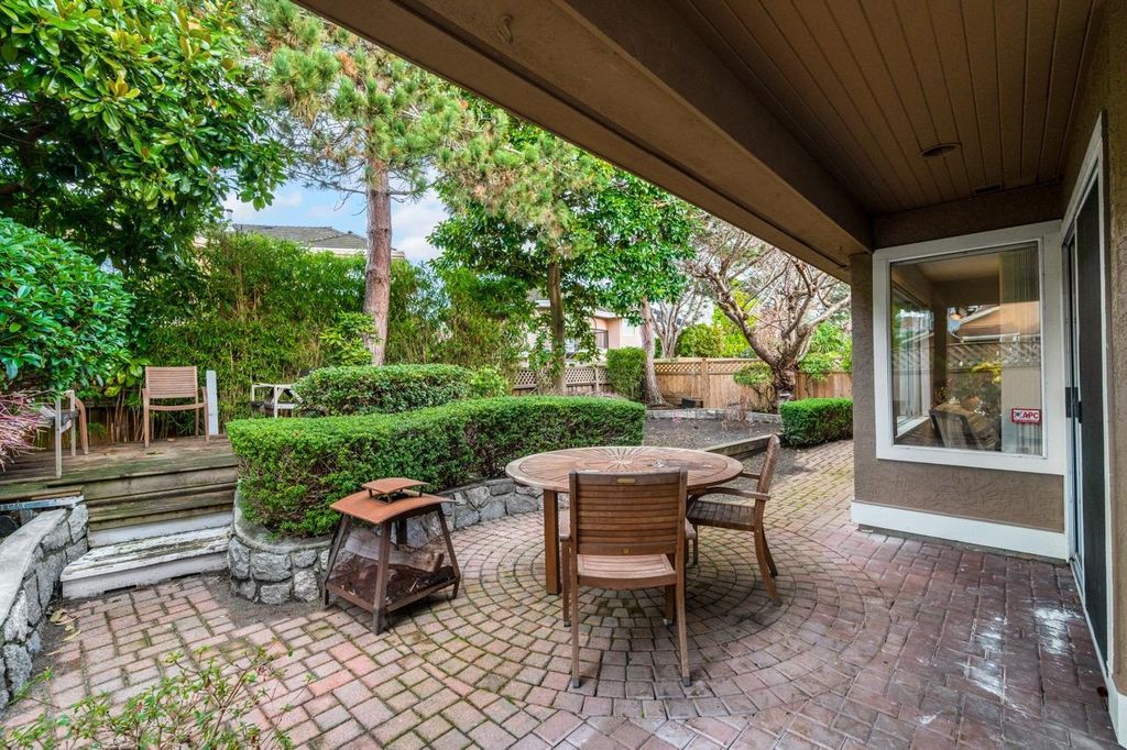 listing image 1109717393676121769