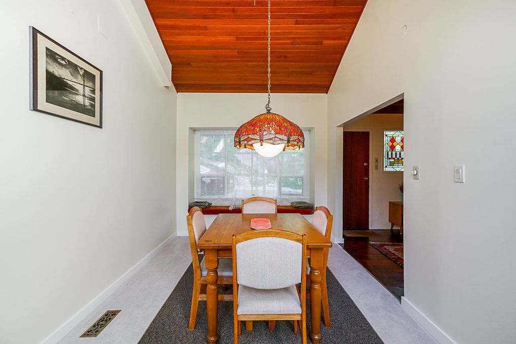 listing image 1104054079699822053