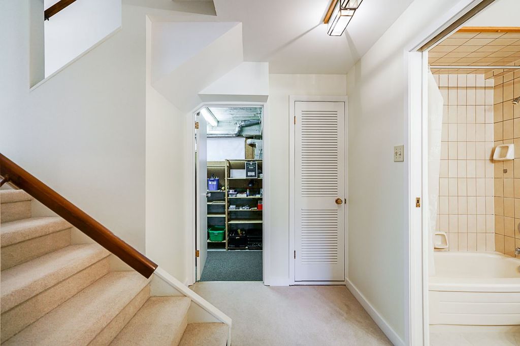 listing image 1101576143960555882
