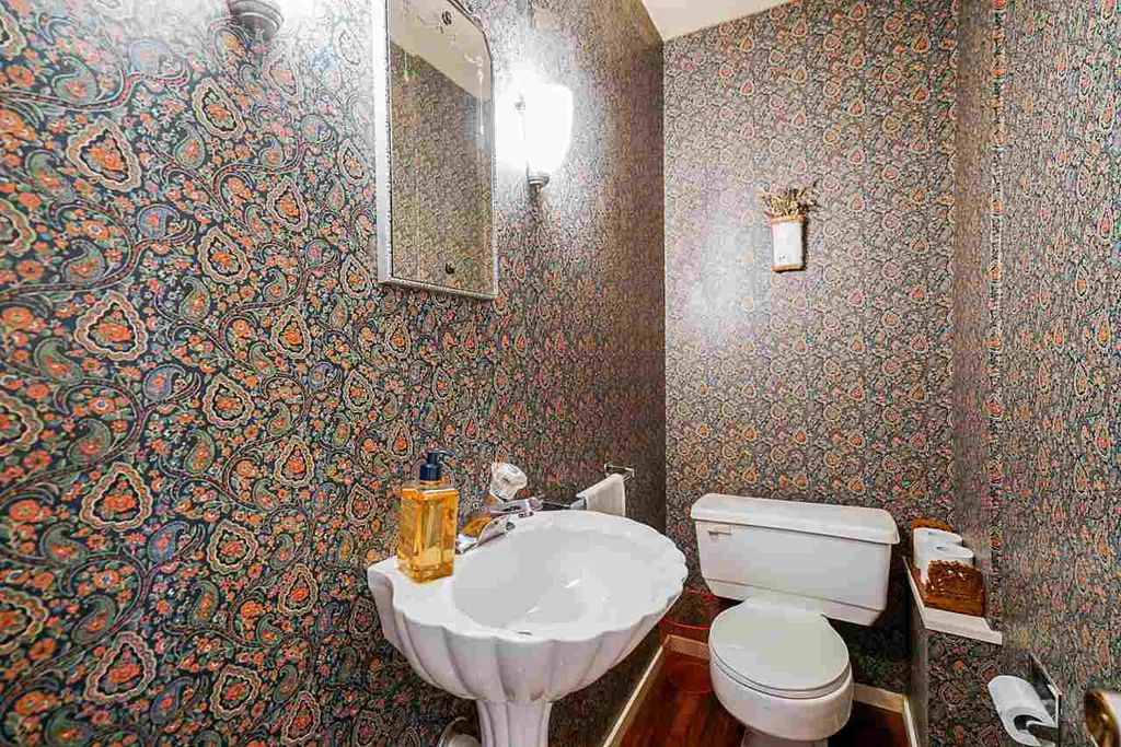listing image 1103173357469810585