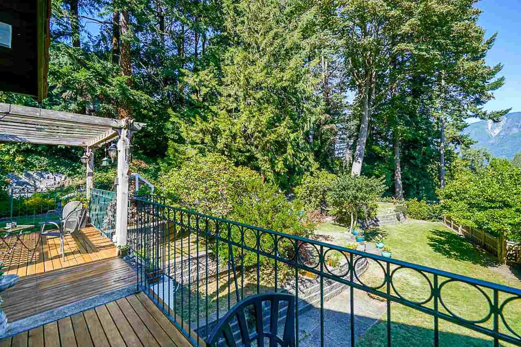 listing image 1104742272964727661
