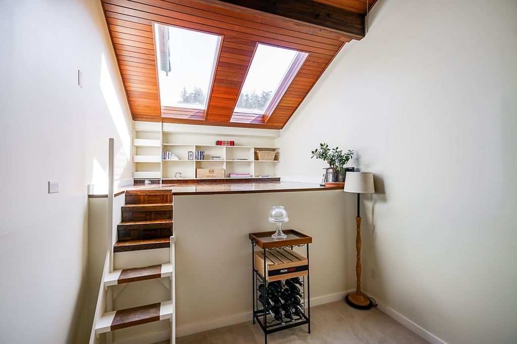 listing image 1107474868291835465