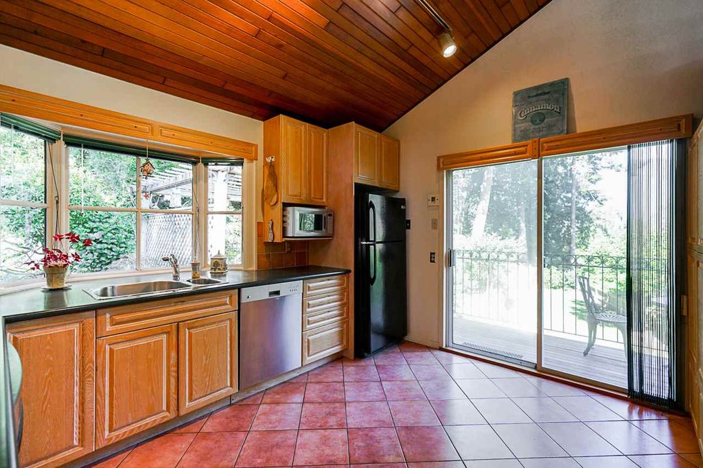 listing image 1109859285481835012