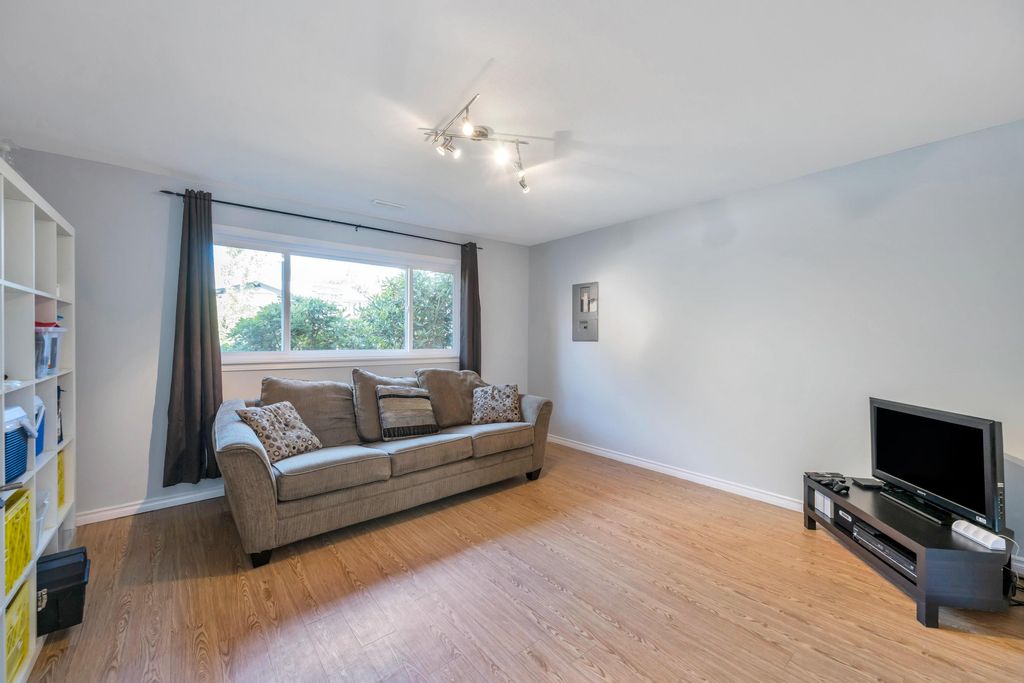 listing image 1107374472023176375