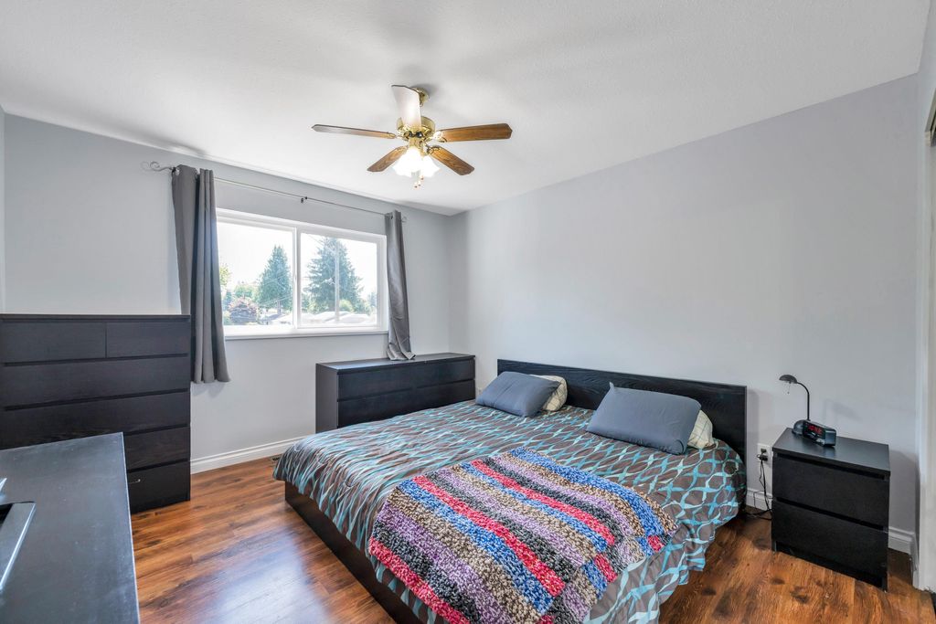 listing image 1100018580814291753