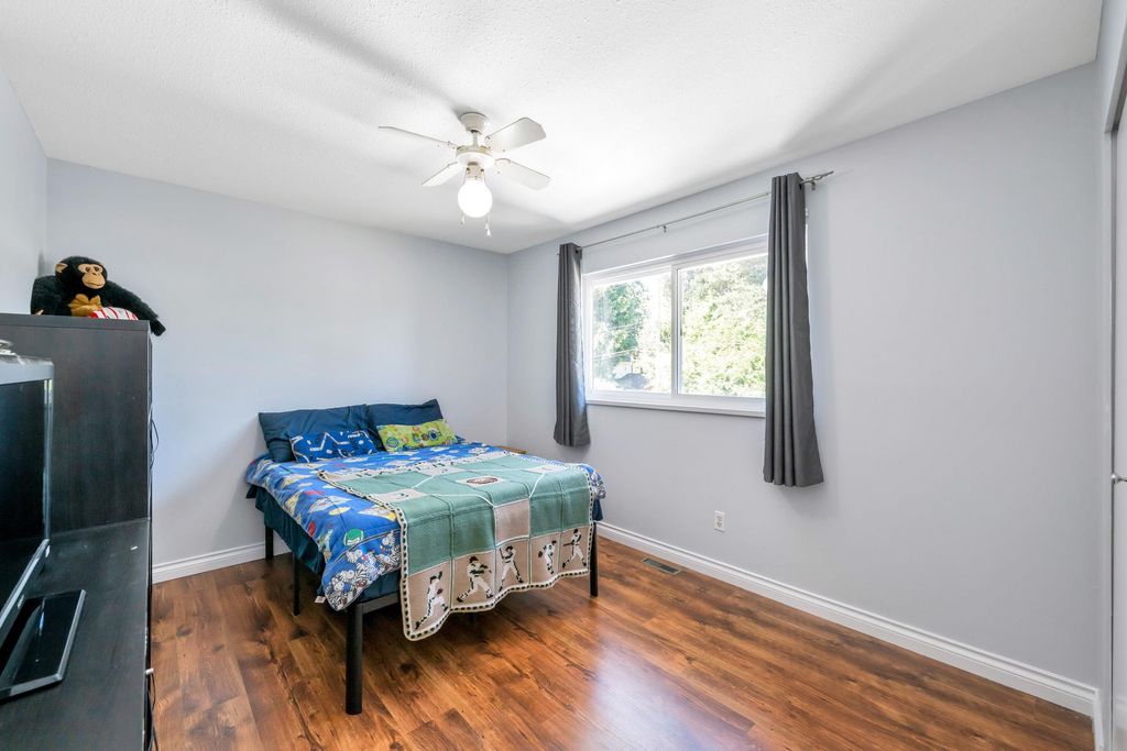 listing image 1108117740981388526