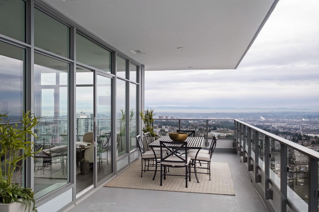listing image 1106634237302686027
