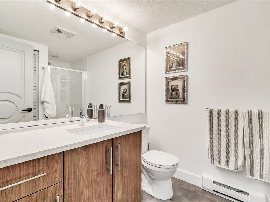 listing image 1100085407649704418