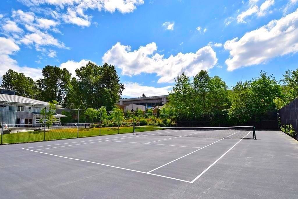 listing image 1105933133302881546