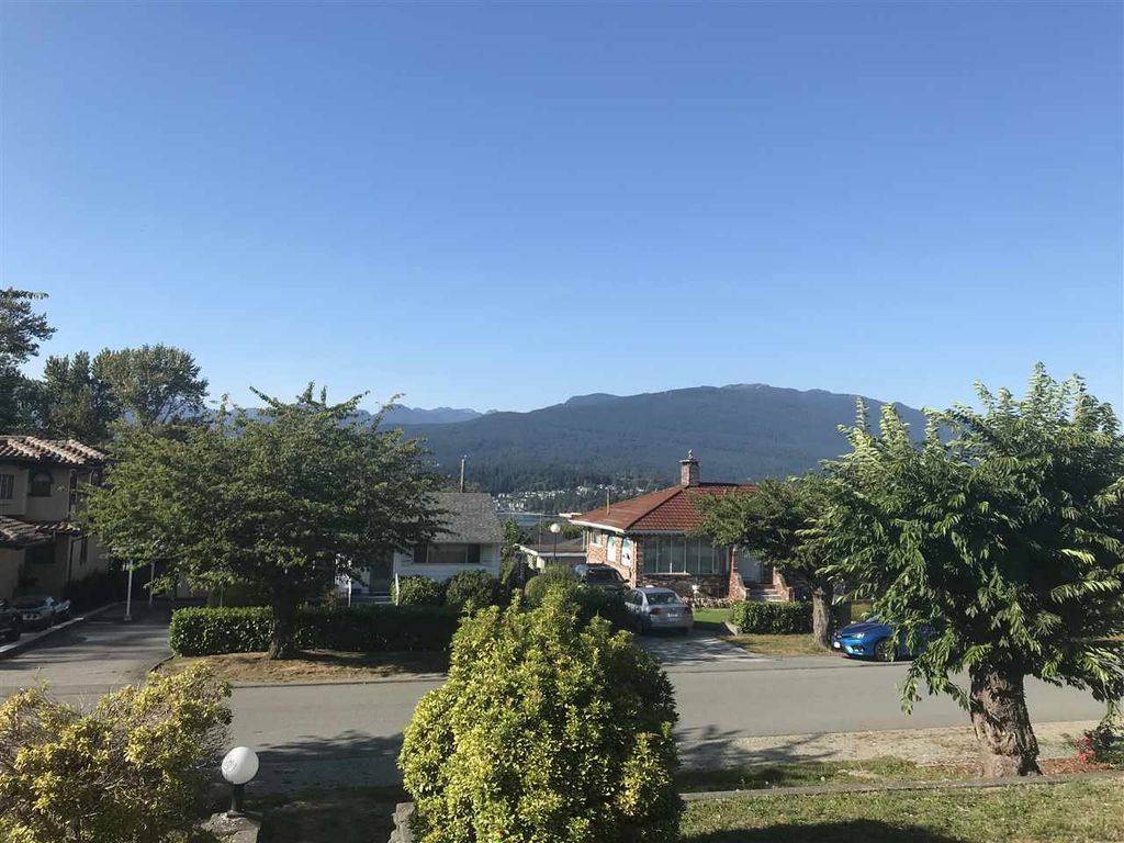 listing image 1103179266848626363