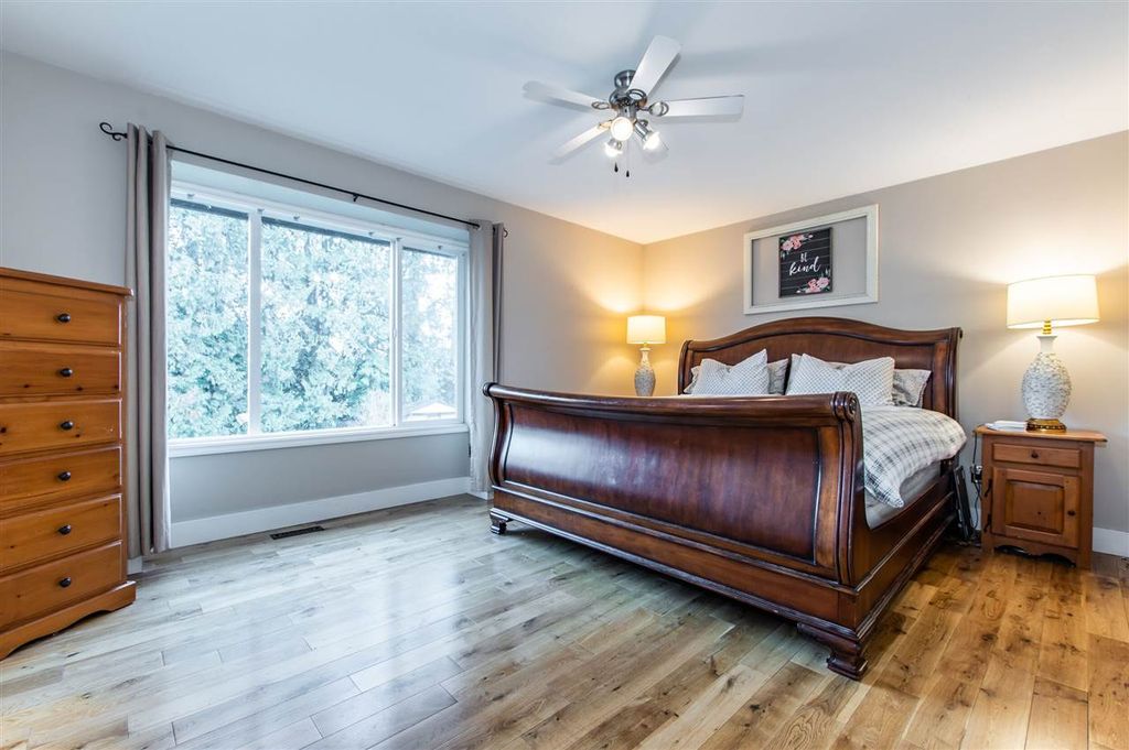 listing image 1109450839268502501