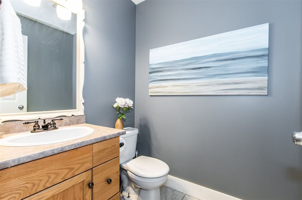 listing image 1109676503424868190