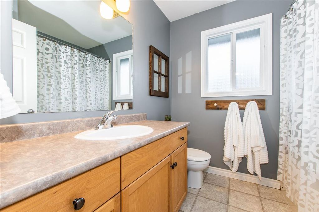 listing image 1102099054645232373