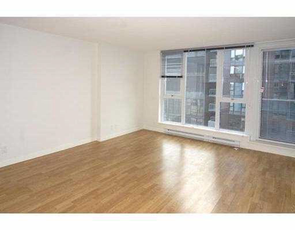 listing image 1103039759590292121
