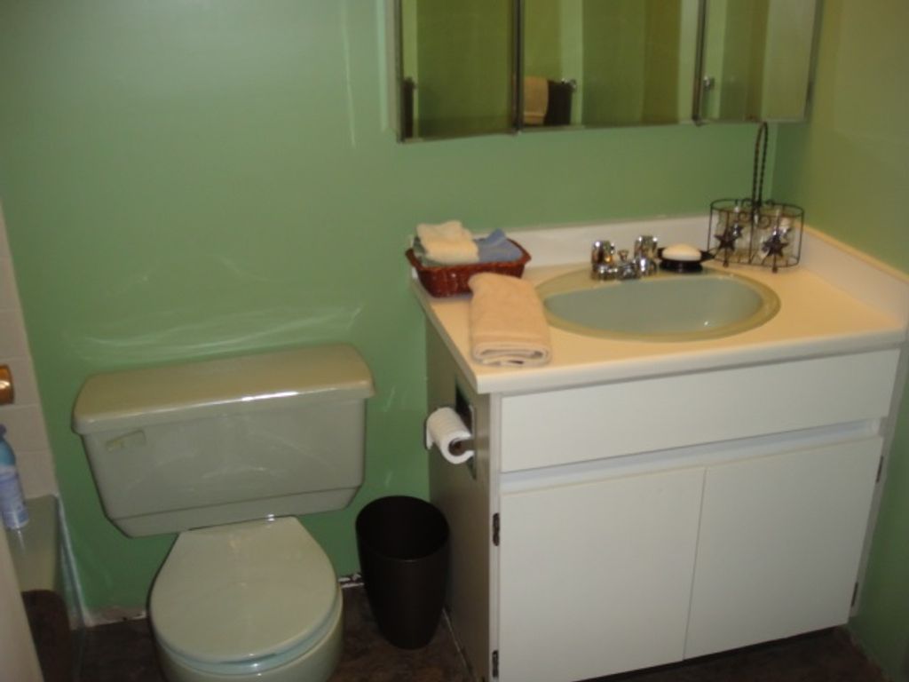 listing image 1105761985100138486