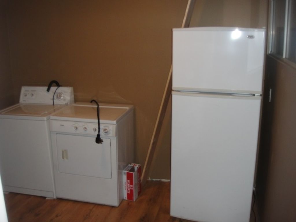listing image 1108339618889305090