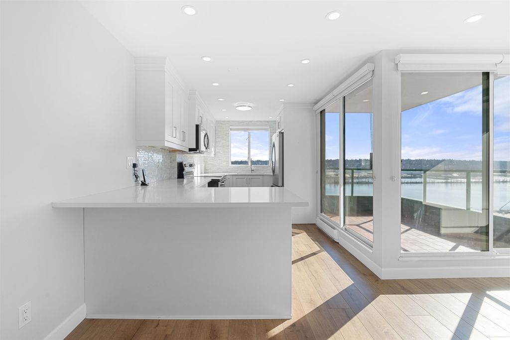 listing image 1103773918357545531