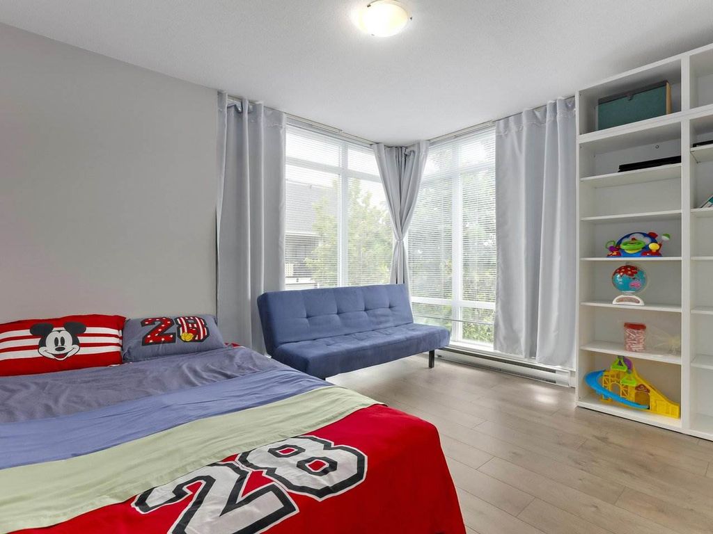 listing image 1103020107509320917