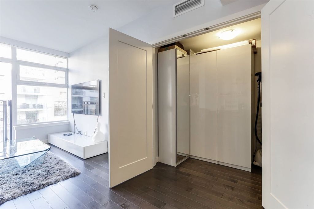 listing image 1107710116519290224