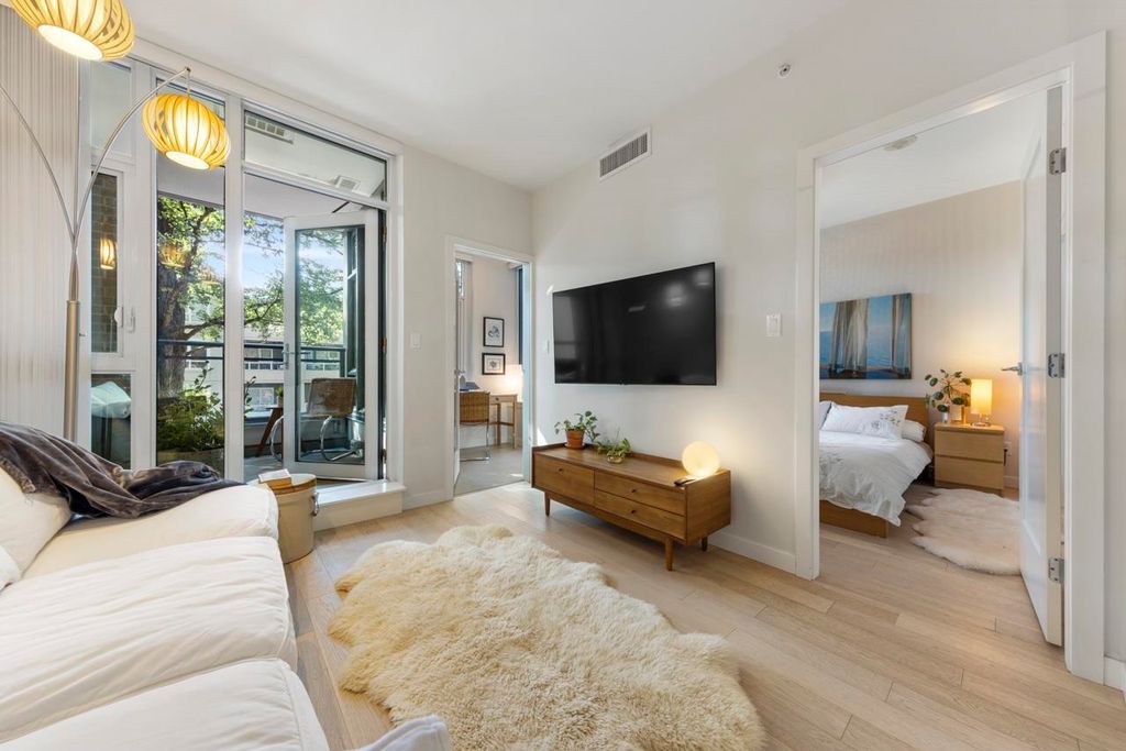 listing image 1104673121534817323