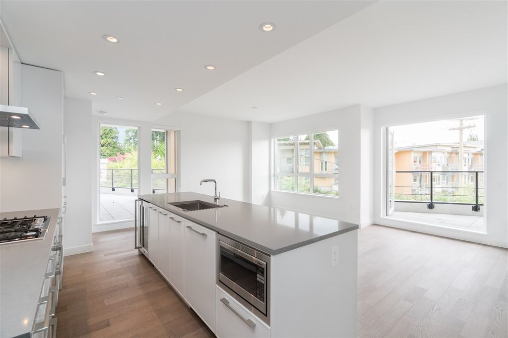 listing image 1100790923209027874