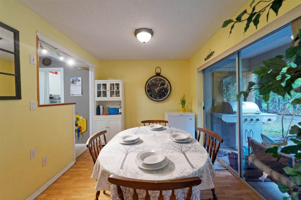 listing image 1100172320860413858