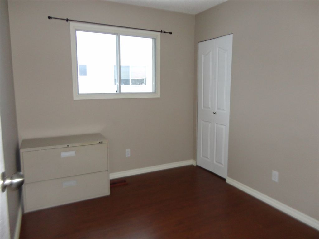 listing image 1108068809467884419