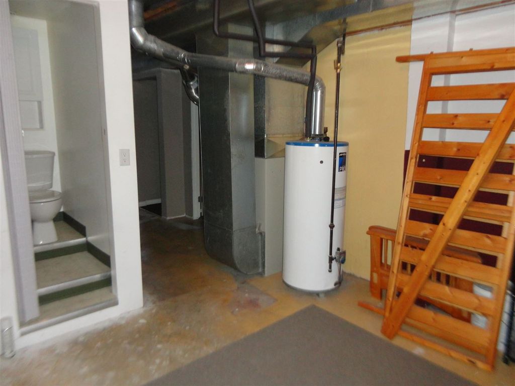 listing image 1107437402331577507