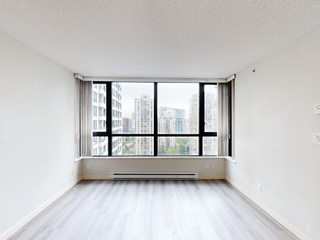listing image 1107473849821098386