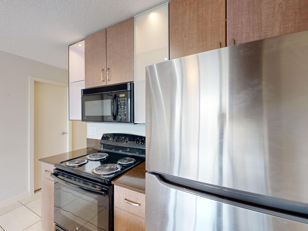 listing image 1101383232704312663