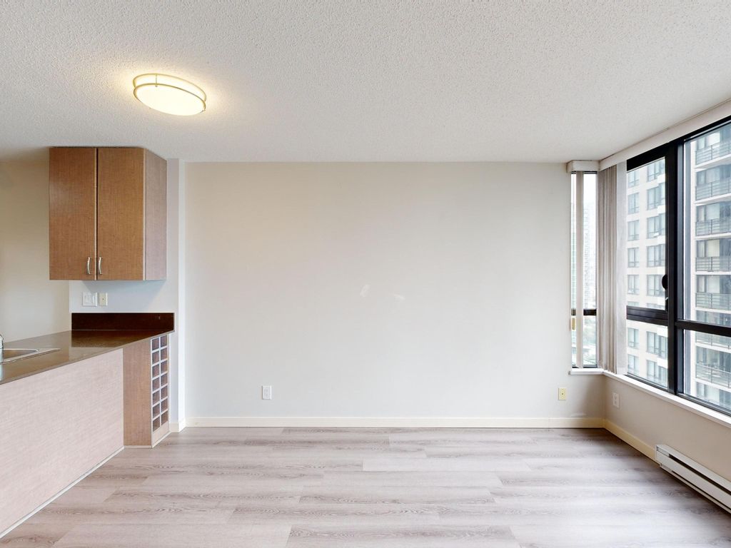 listing image 1105157467960688239