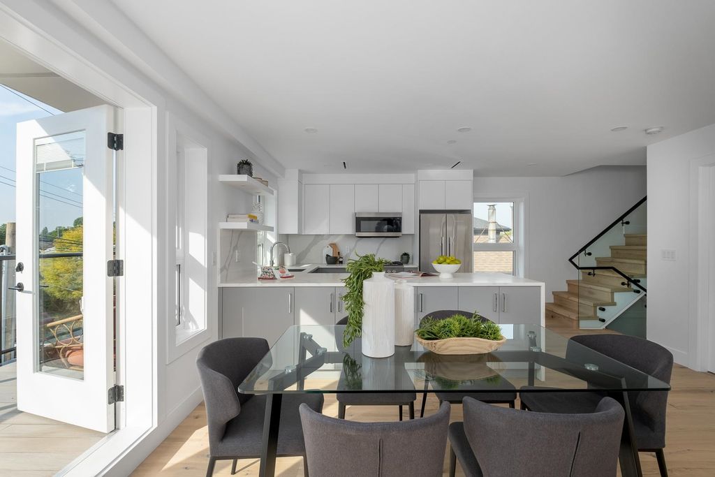 listing image 1100564122565438687