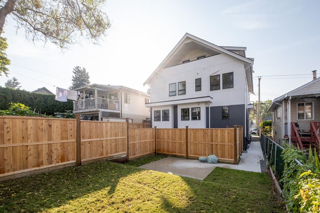 listing image 1104802542897872220