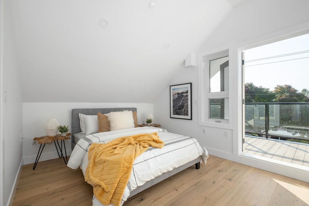 listing image 1101820766913291423